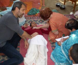 Dr. Steve Hinkey and Genevieve Gerard One to One Healing Mahamandaleshwar Swami Nityananda students